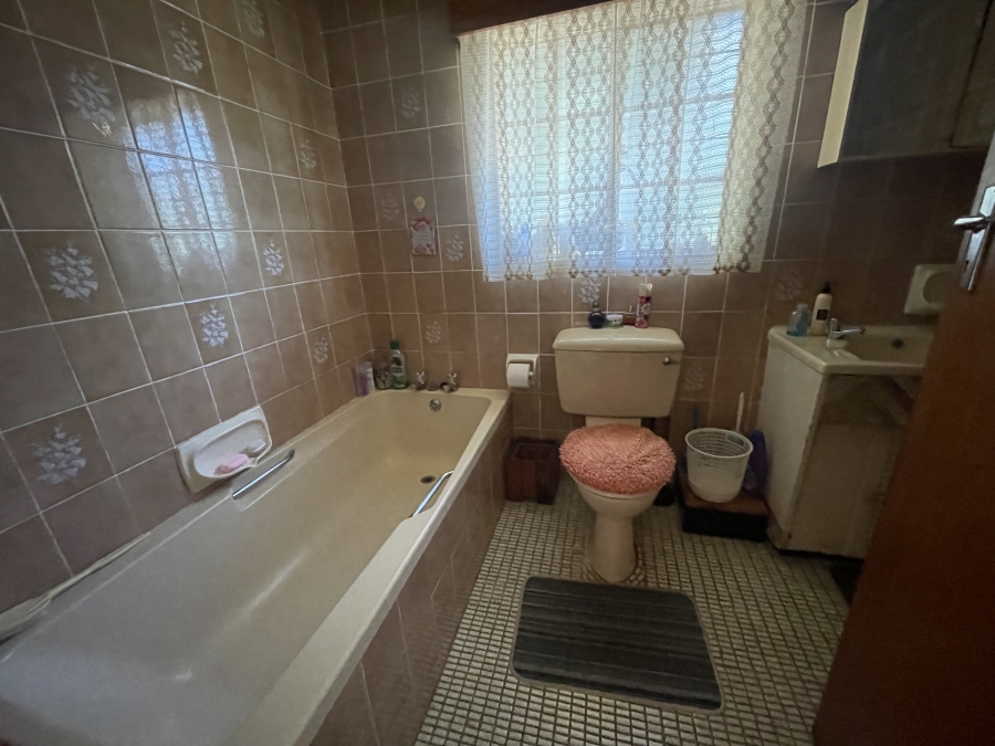 4 Bedroom Property for Sale in Dorchester Heights Eastern Cape